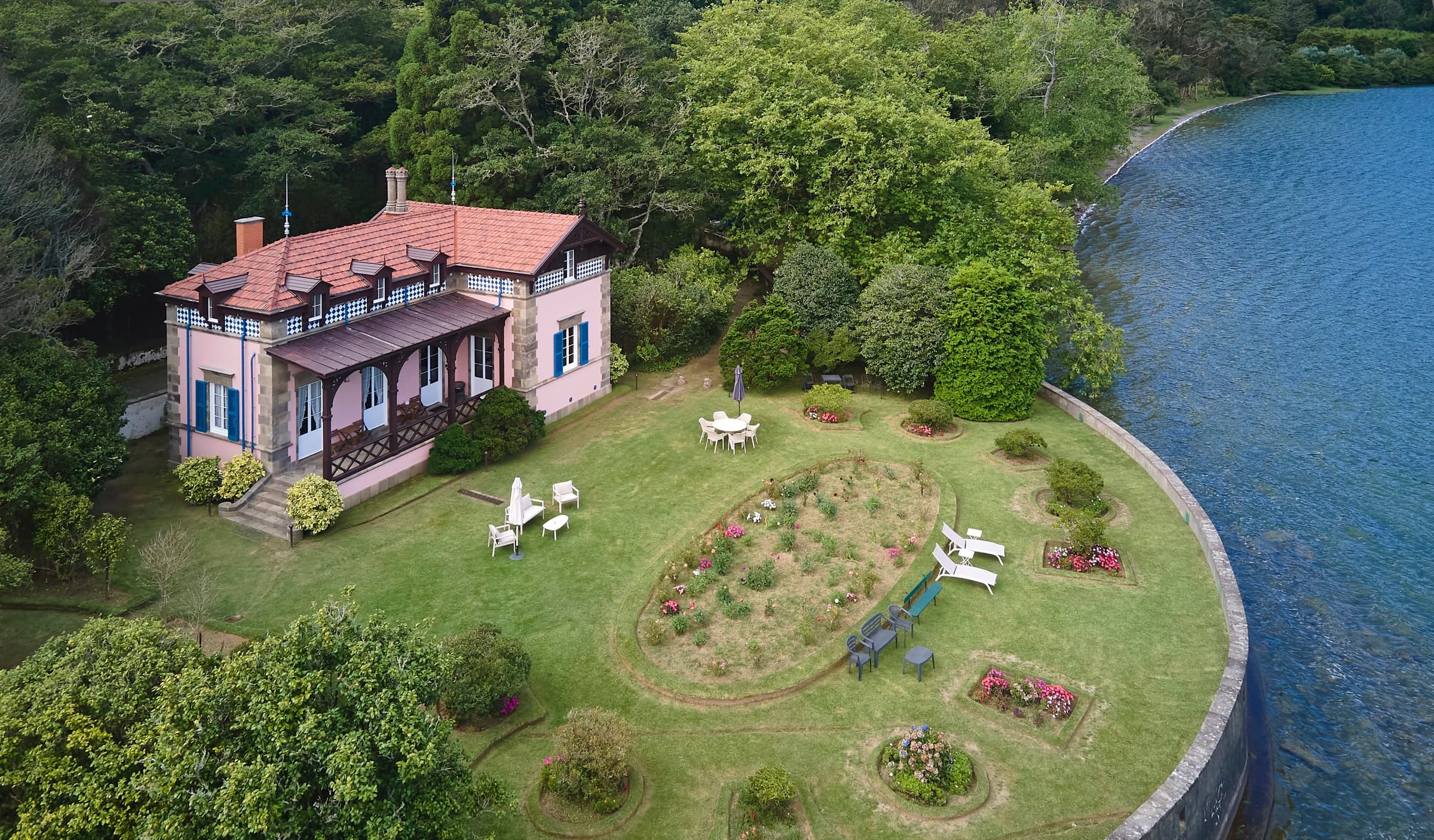 Lagoa das Furnas seen from Casa da Lagoa